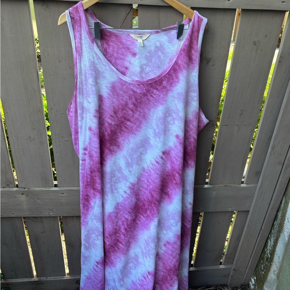 💕LIKE NEW 💕Pink and White Tie-Dye Sleeveless Dress
